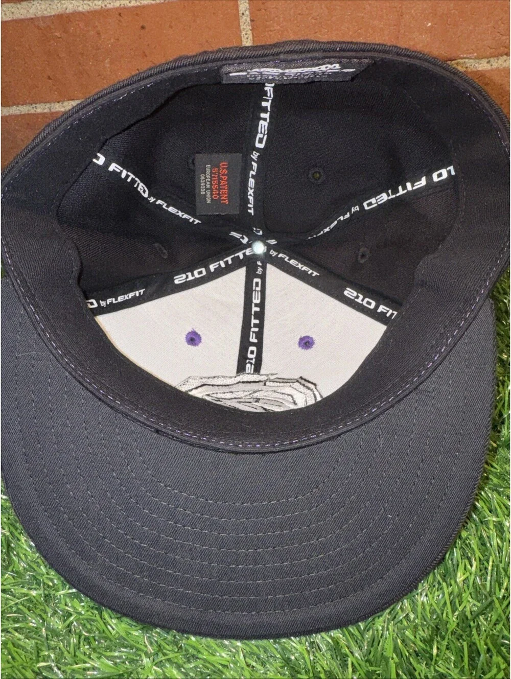 Maverik University Maverik Lacrosse 210 Fitted By FlexFit 6 7/8-7 1/4 Hat